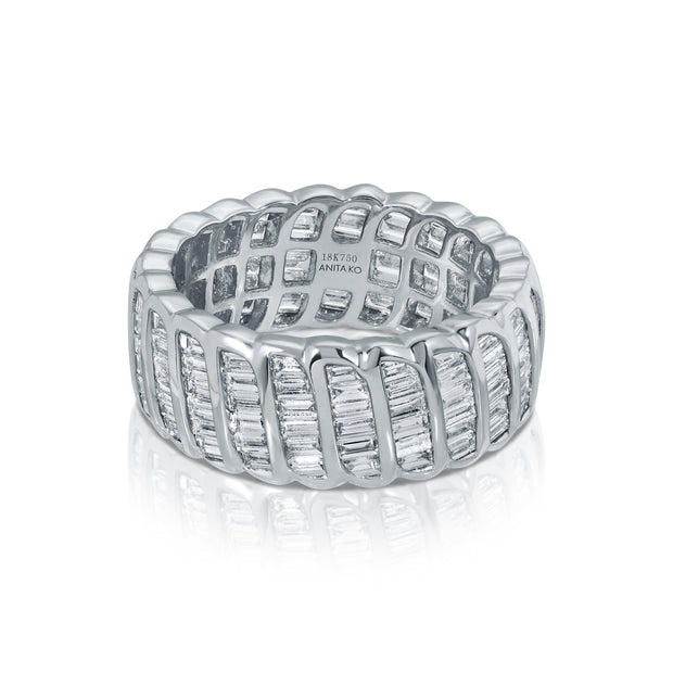 LARGE BAGUETTE DIAMOND ZOE RING