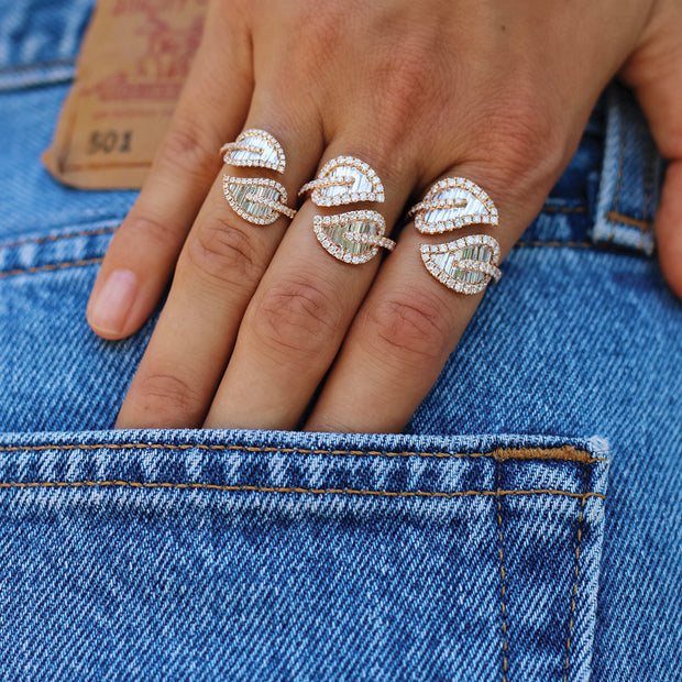 LARGE LEAF DIAMOND RING