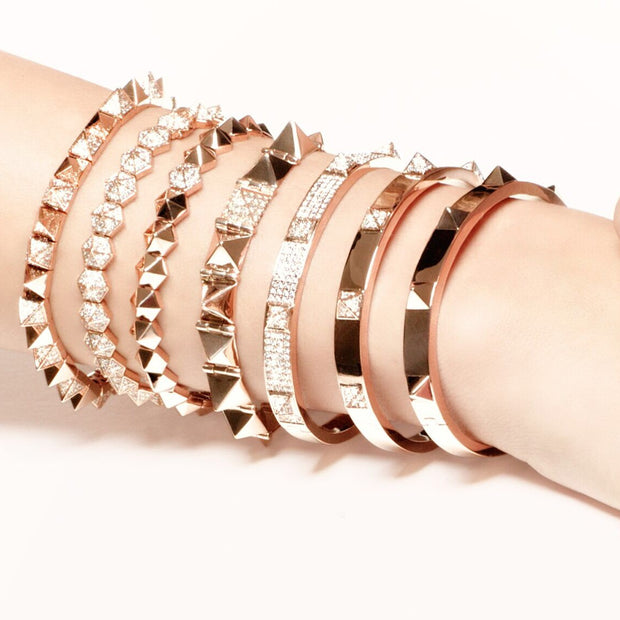 OVAL BRACELET WITH DIAMOND SPIKES