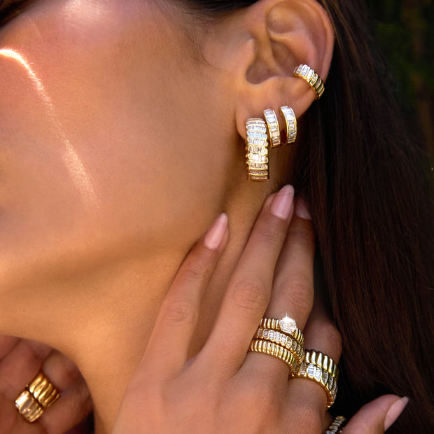 BAGUETTE DIAMOND ZOE HOOPS