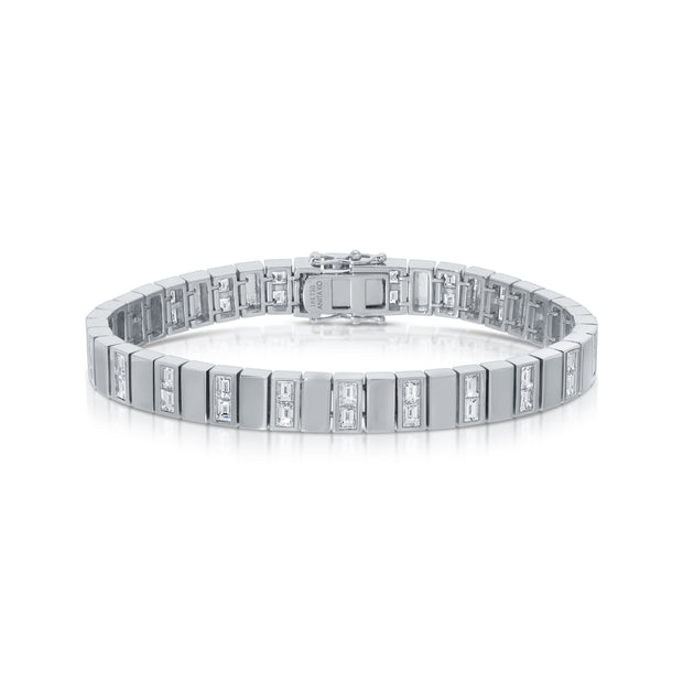 AVERY BAGUETTE DIAMOND BRACELET