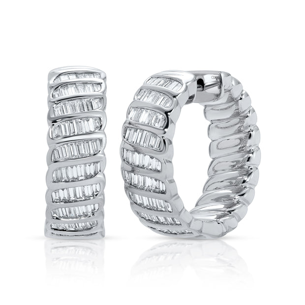 BAGUETTE DIAMOND ZOE HOOPS