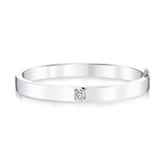 OVAL BRACELET WITH ONE ROUND DIAMOND