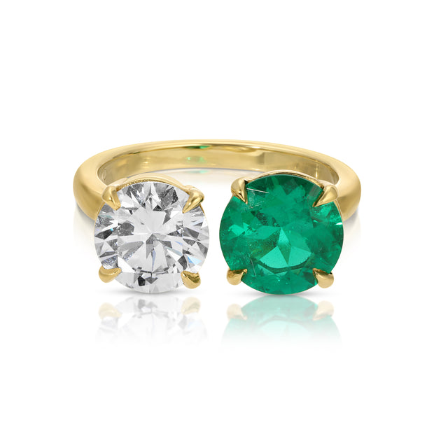 MOI ET TOI ROUND EMERALD AND DIAMOND RING