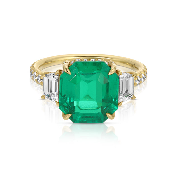 OCTAGONAL EMERALD AND DIAMOND RING