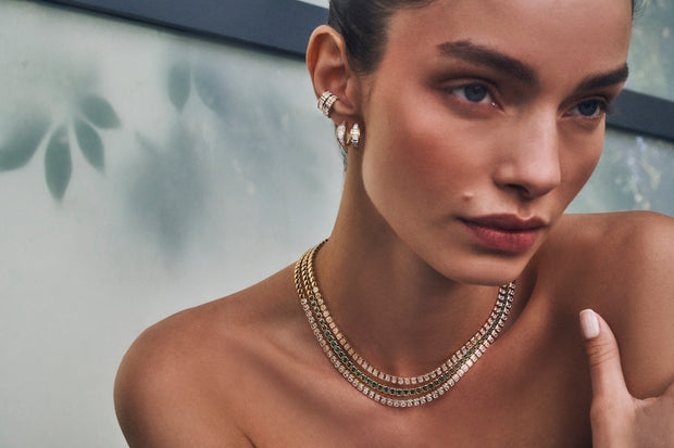 LARGE EMERALD CUT BEZEL EMERALD CHOKER