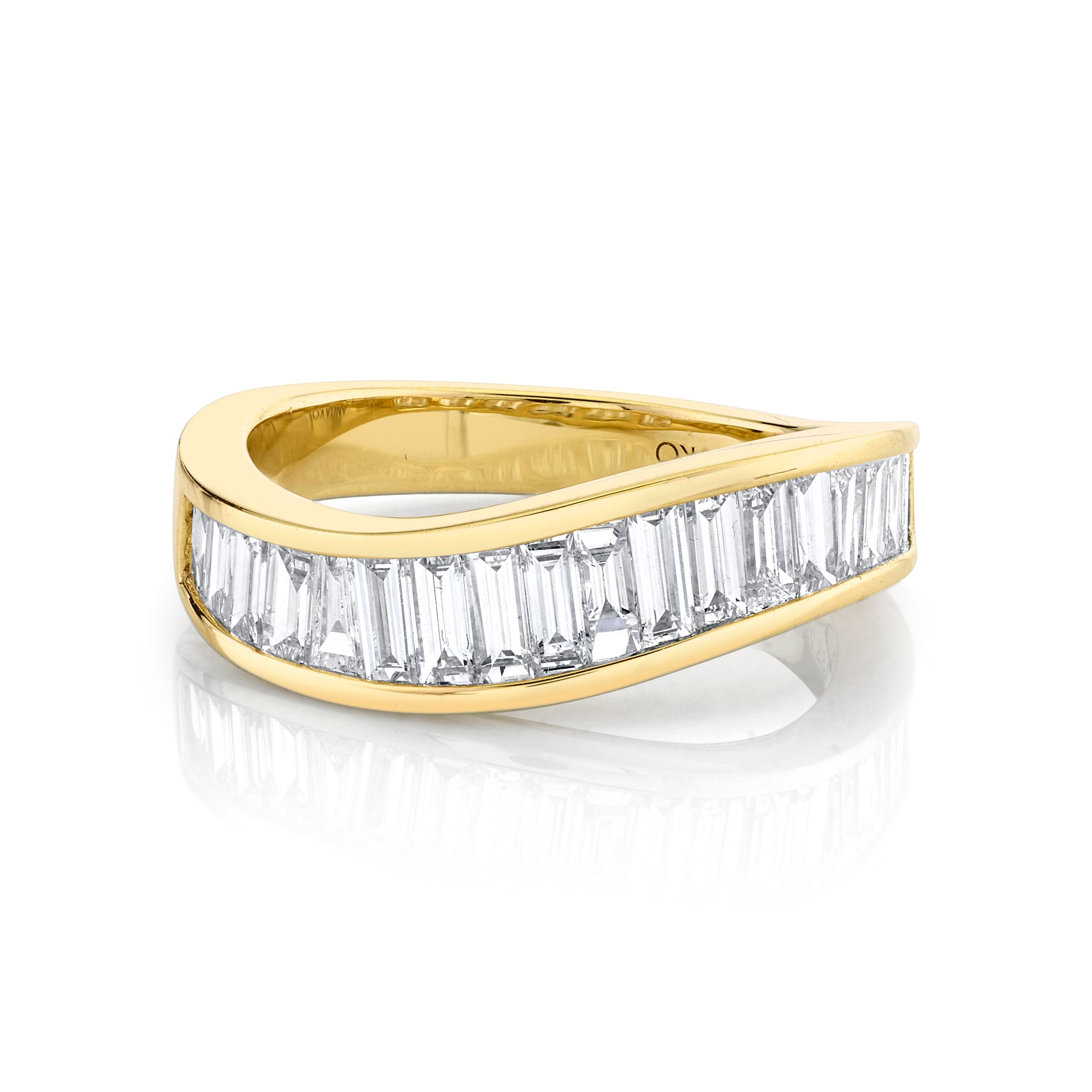  BAGUETTE DIAMOND WAVE RING
