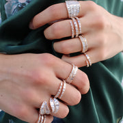 BAGUETTE AND ROUND DIAMOND RING