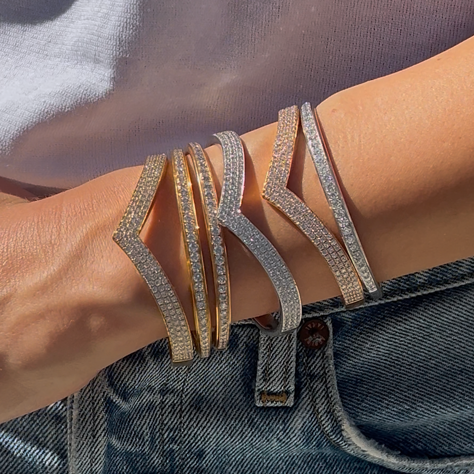 DIAMOND V BANGLE – Anita Ko