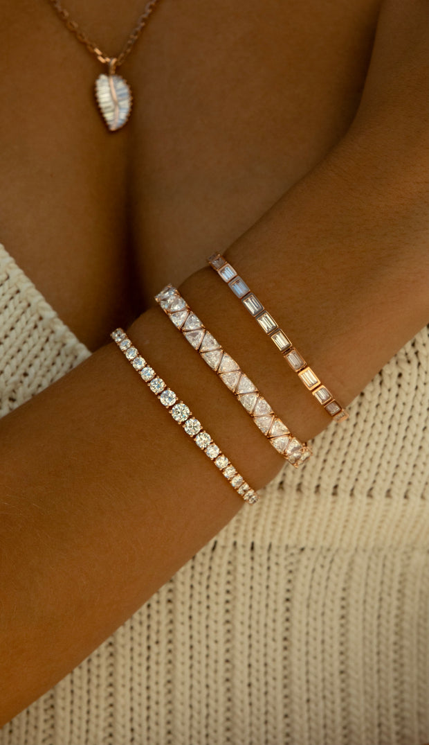 GRADUATED SMALL DIAMOND HEPBURN BRACELET