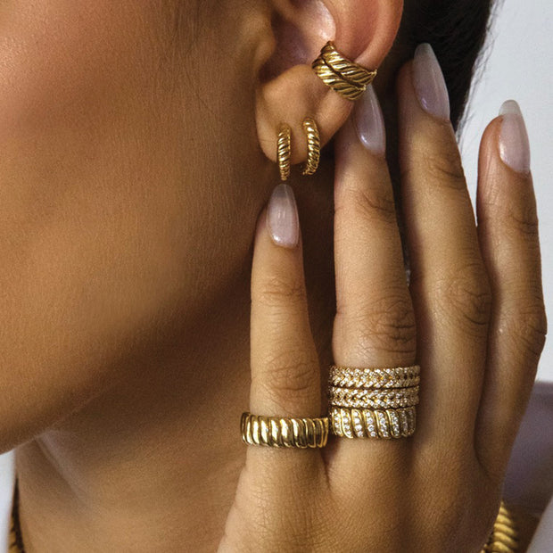 DIAMOND BRAIDED RING