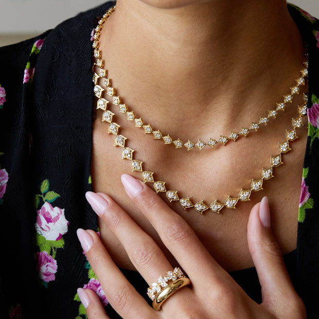 LARGE TULIP DIAMOND CHOKER
