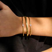 PEAR SHAPED DIAMOND CUFF