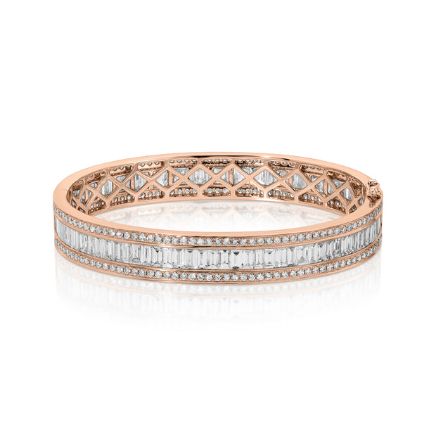 STACKED DIAMOND OVAL BANGLE