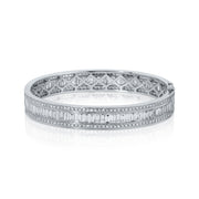 STACKED DIAMOND OVAL BANGLE