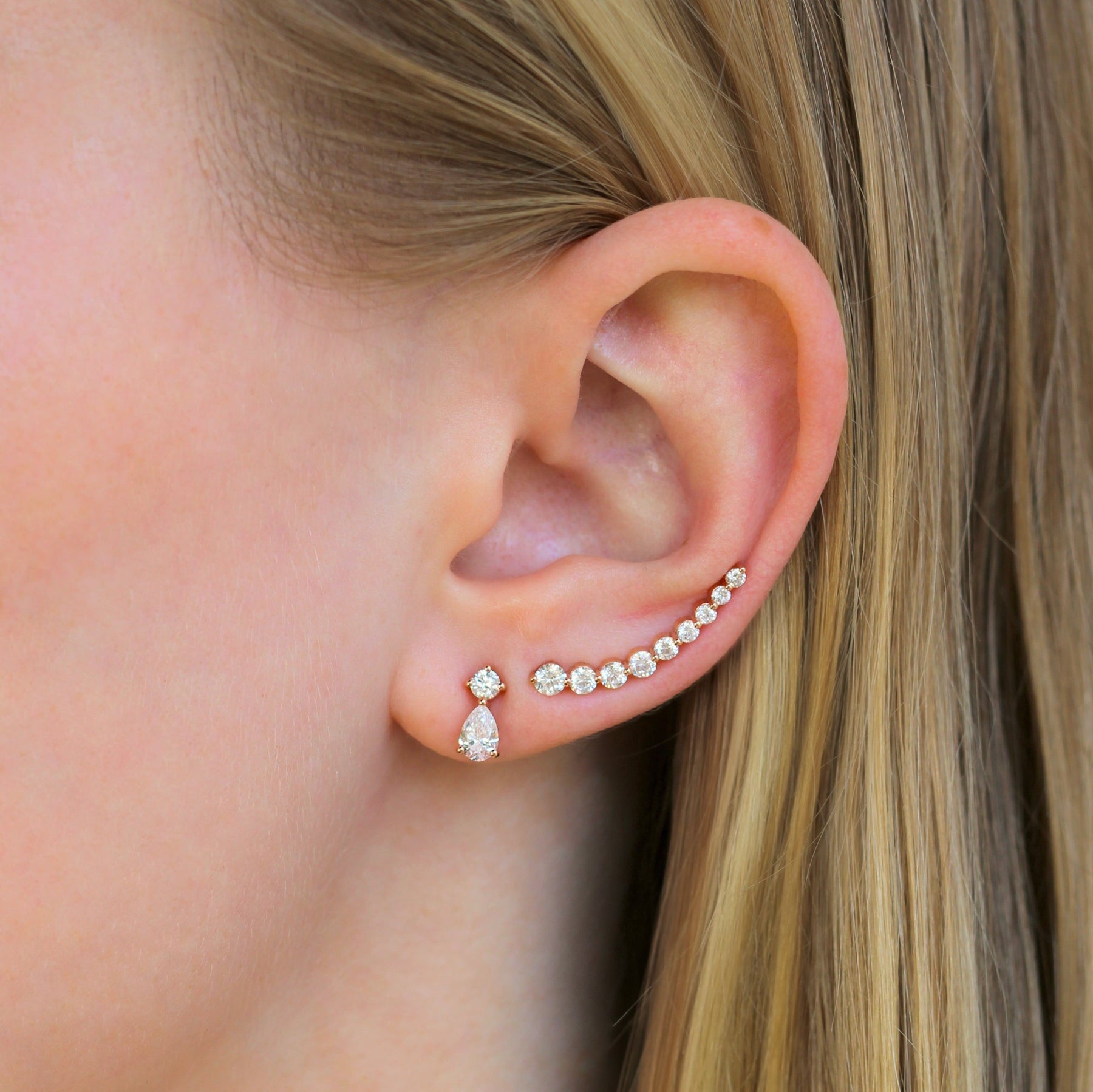 FLOATING DIAMOND EARRING Anita Ko