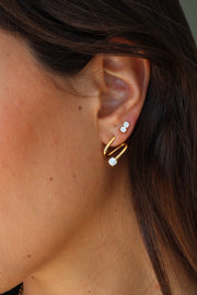 COIL EARRINGS WITH ROUND DIAMOND ENDS