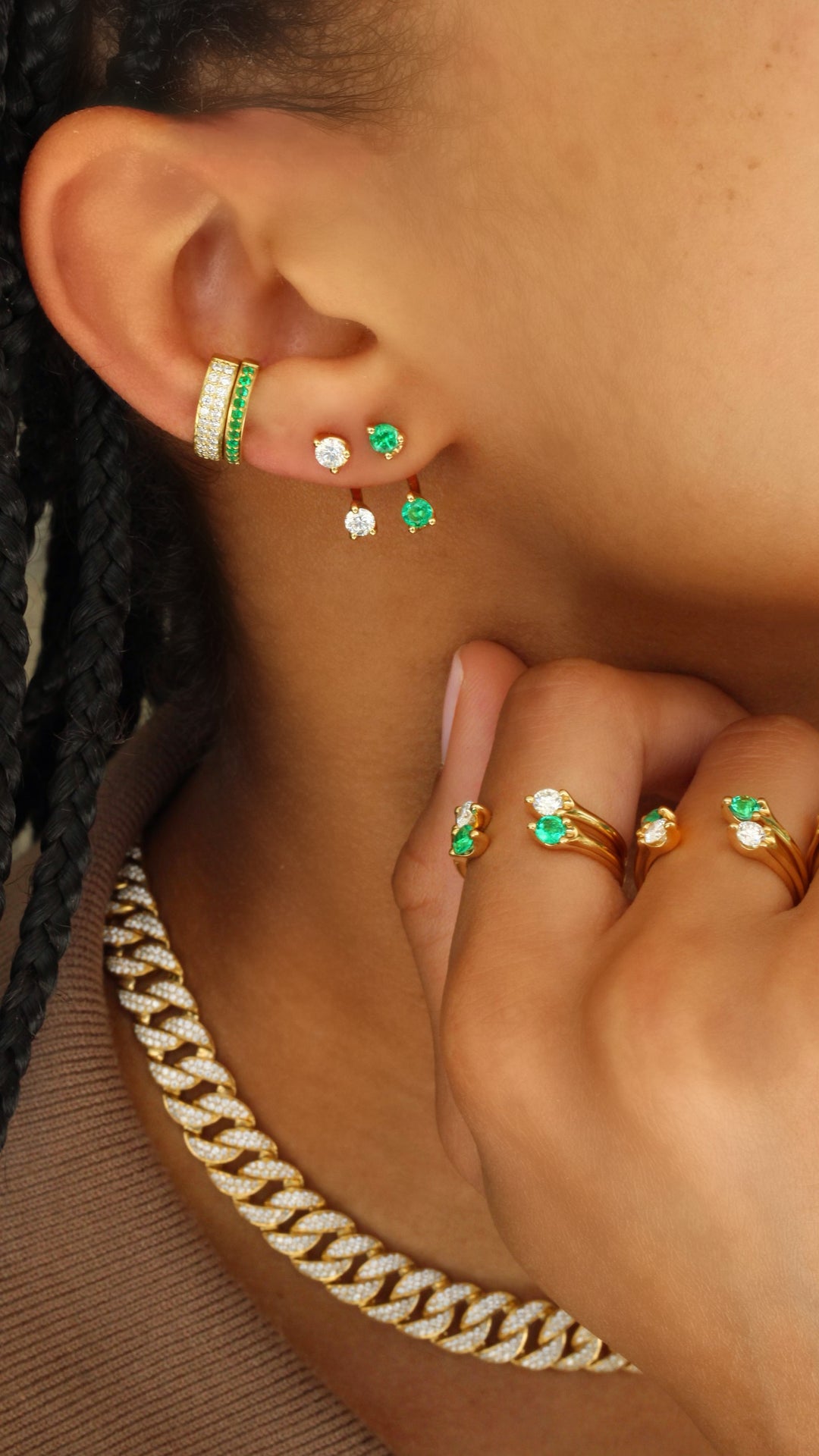 CLASSIC EMERALD ORBIT EARRING Anita Ko