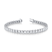 EMERALD CUT BEZEL DIAMOND BRACELET