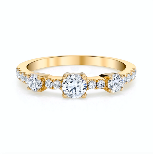 DIAMOND COLLINS RING