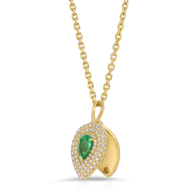 PEAR SHAPED DIAMOND LOULOU LOCKET WITH PEAR SHAPED EMERALD