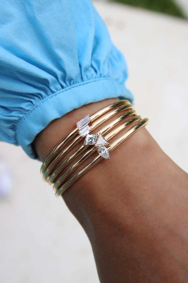 TRILLION SHAPED DIAMOND CUFF